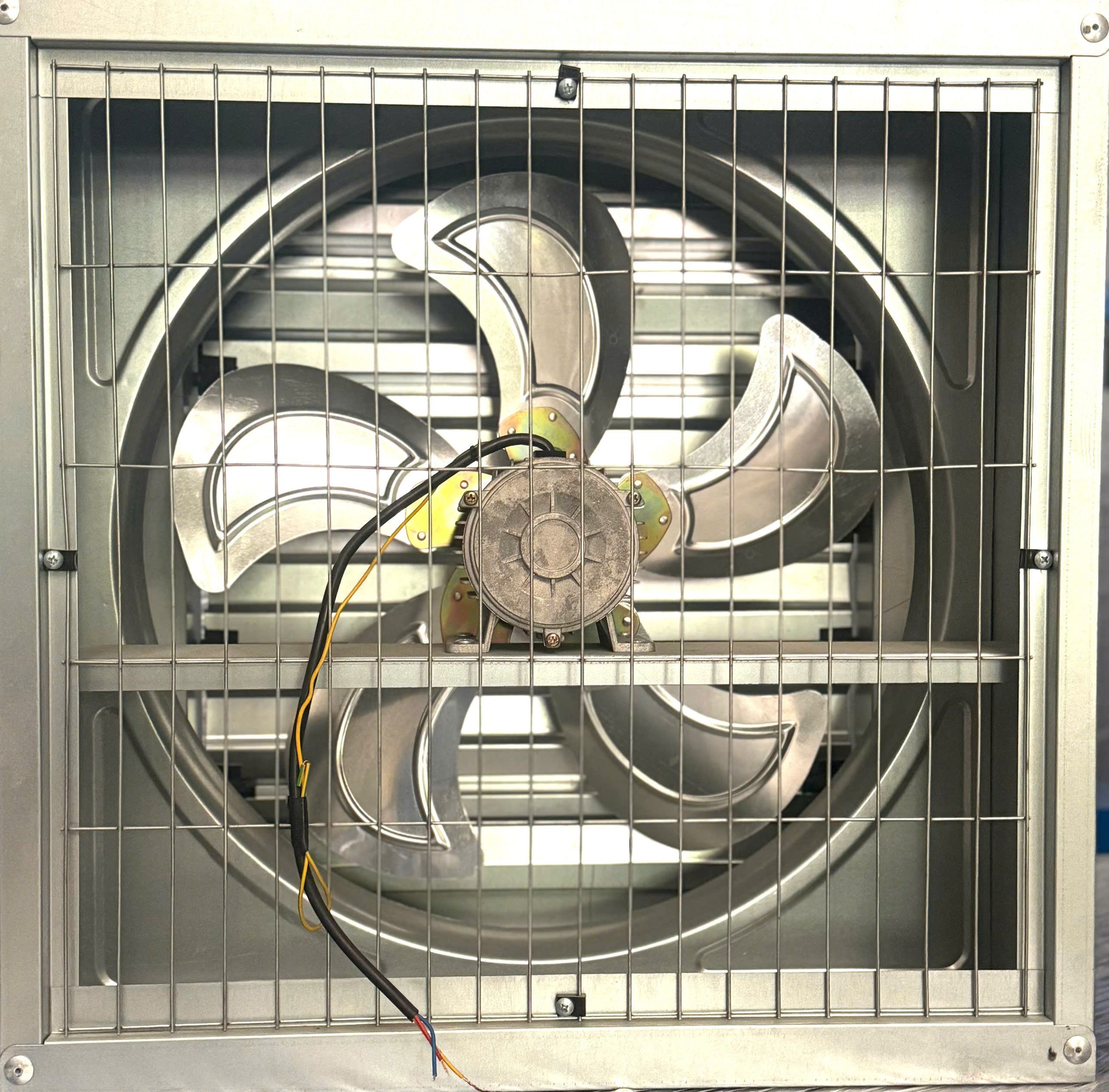 Quạt hút công nghiệp TCQV - 600